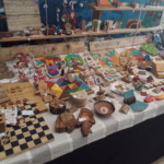 Stand de jouets en bois pour enfant de Mme BLUCHE