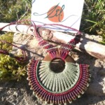 Les bijoux (bouches d'oreilles) de Mme MAUGEY en croché et macramé