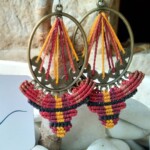 Les bijoux (bouches d'oreilles) de Mme MAUGEY en croché et macramé