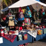 Stand de sacs et pochettes en mode wax de Mme TICHIT au Sablettes créatifs